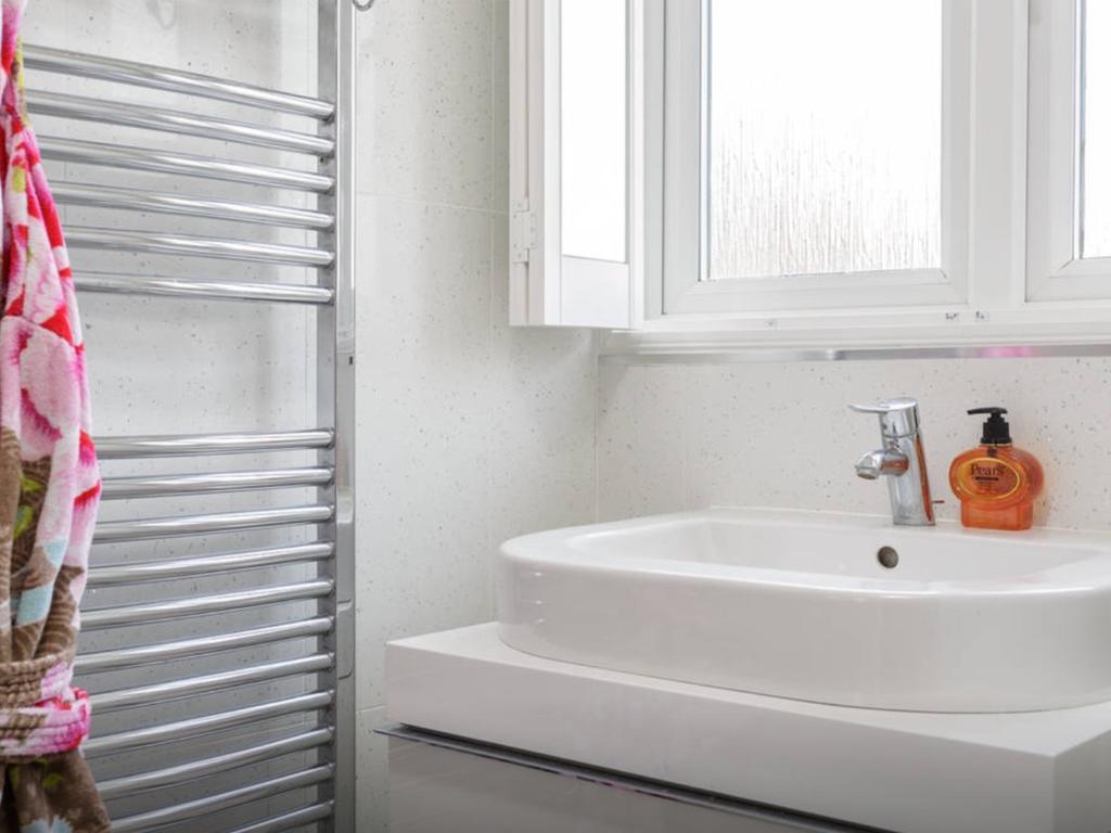 לימינגטון Harford En-Suite Rooms חדר תמונה